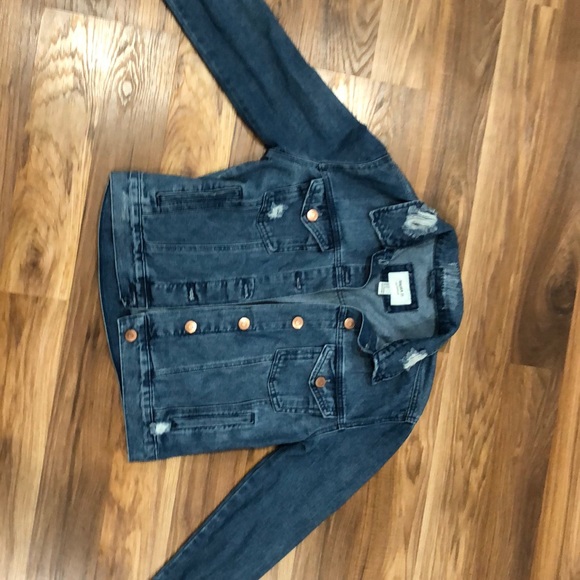 Forever 21 Jean jacket - Picture 2 of 5